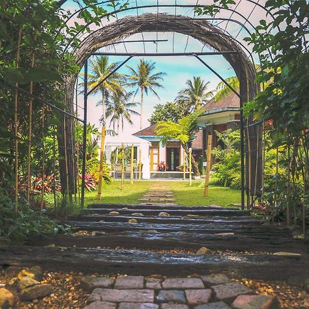 Rumah Pakankamihブキティンギ エクステリア 写真