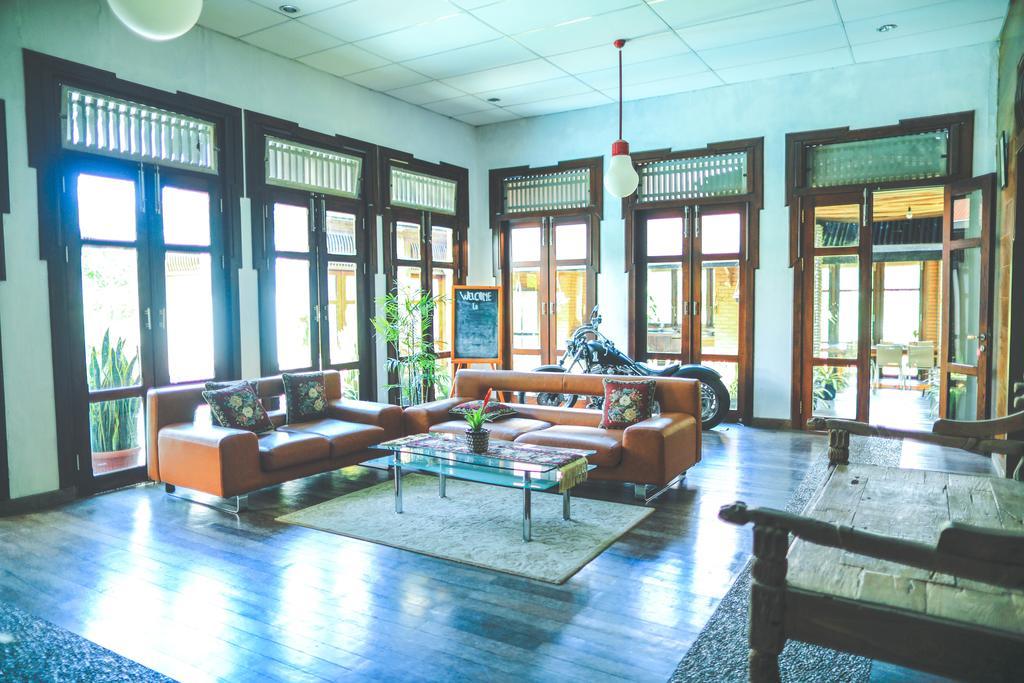 Rumah Pakankamihブキティンギ エクステリア 写真